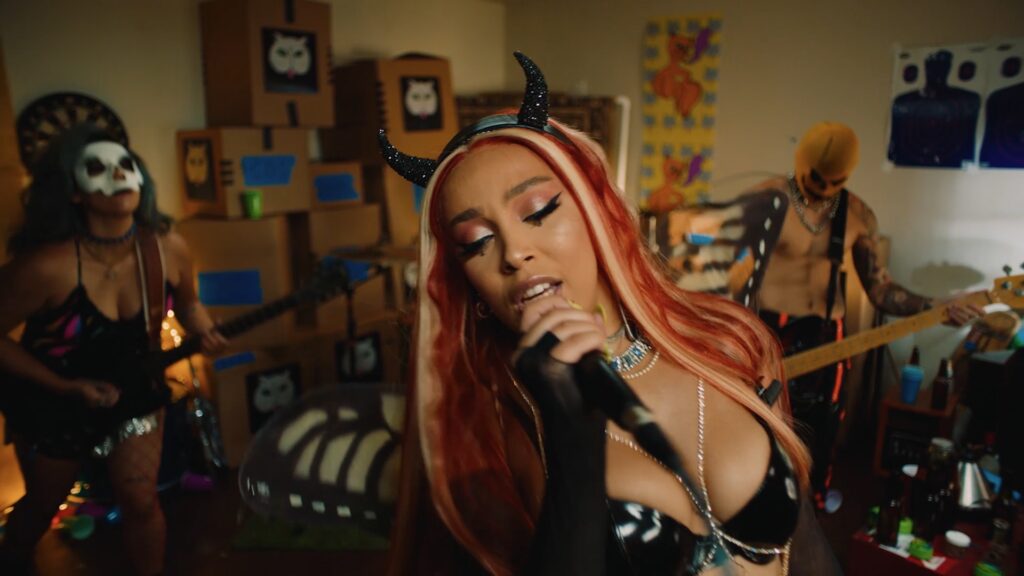 Doja Cat – Bottom Bitch [iTunes Plus M4V – FULL HD]