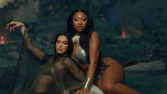 Megan Thee Stallion & Dua Lipa – Sweetest Pie [iTunes Plus M4V – FULL HD]