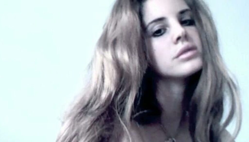 Lana Del Rey – Video Games [iTunes Plus M4V – Full HD]