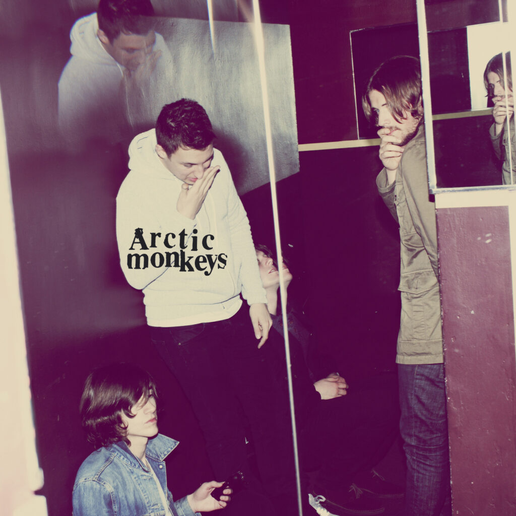 Arctic Monkeys – Humbug [iTunes Plus AAC M4A]