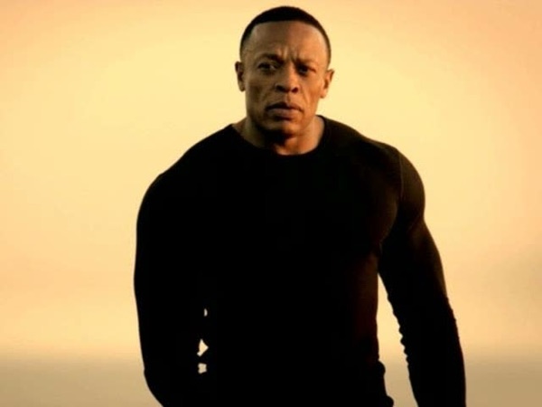 Dr. Dre – I Need a Doctor (feat. Skylar Grey & Eminem) [Clean] [iTunes Plus M4V – Full HD]