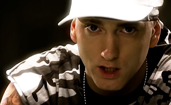 Eminem – Like Toy Soldiers (Alternate Mural Version) [iTunes Plus M4V – Full HD]