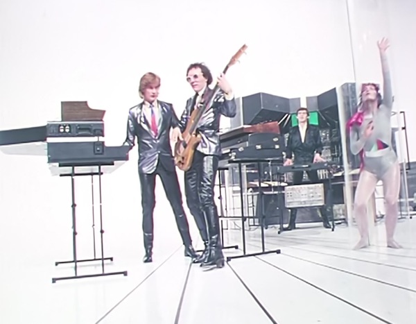 The Buggles – Video Killed the Radio Star [iTunes Plus M4V – Full HD]