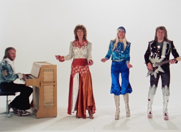 ABBA – Waterloo [iTunes Plus M4V – Full HD]